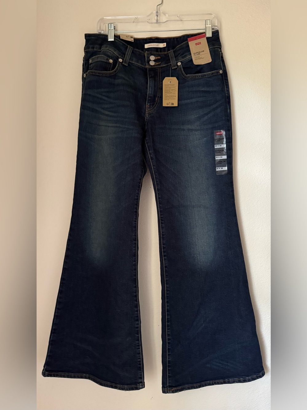 NWT Levi's Superlow Flare Women's Dark Indigo Flare Jeans 30 x 30